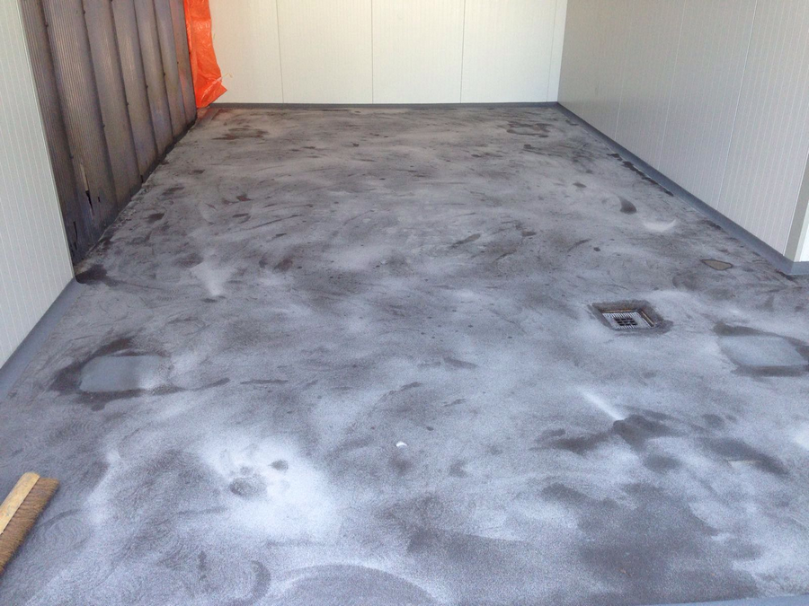 primer gedaan. anti-slip  primer gedaan. anti-slip