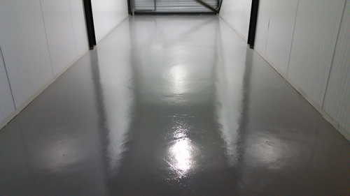 epoxy coating in licht grijs epoxy coating in licht grijs